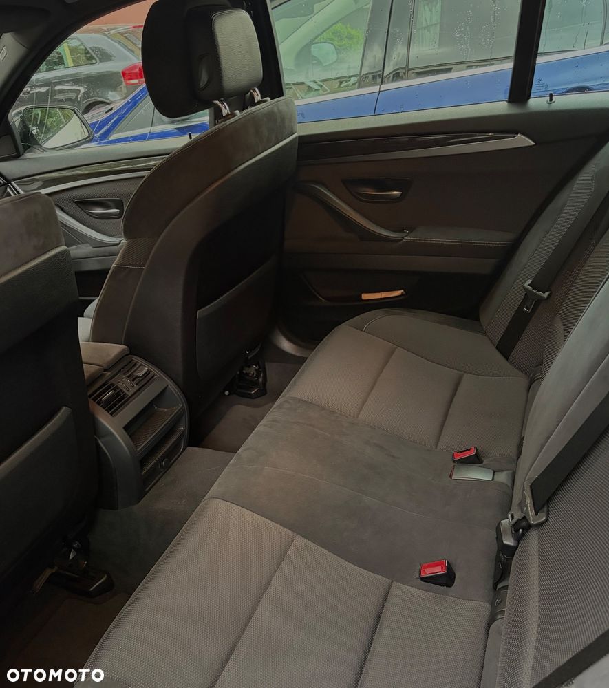 BMW Seria 5 520d - 10