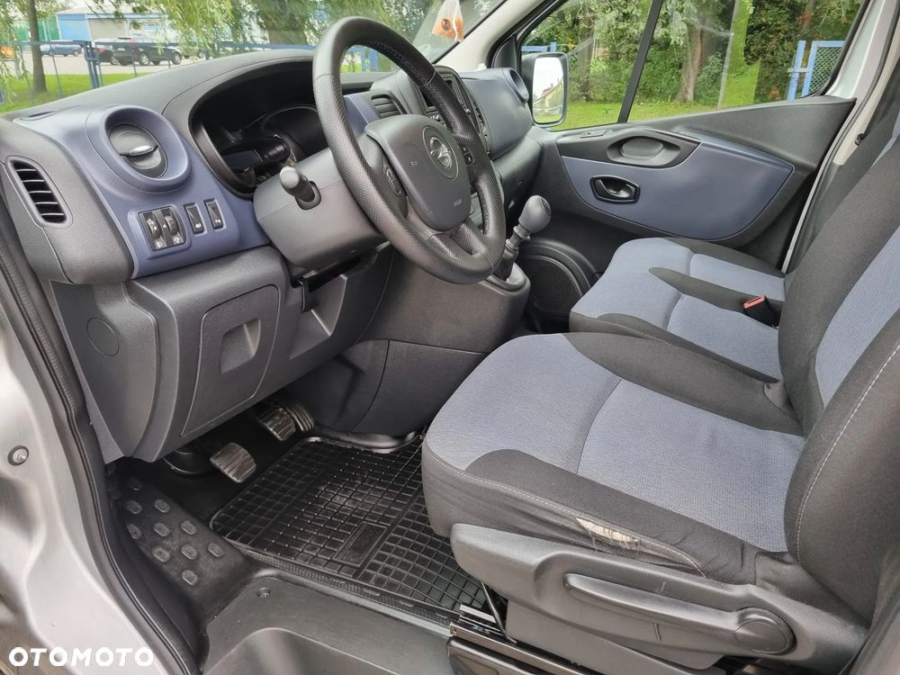 Opel Vivaro - 16
