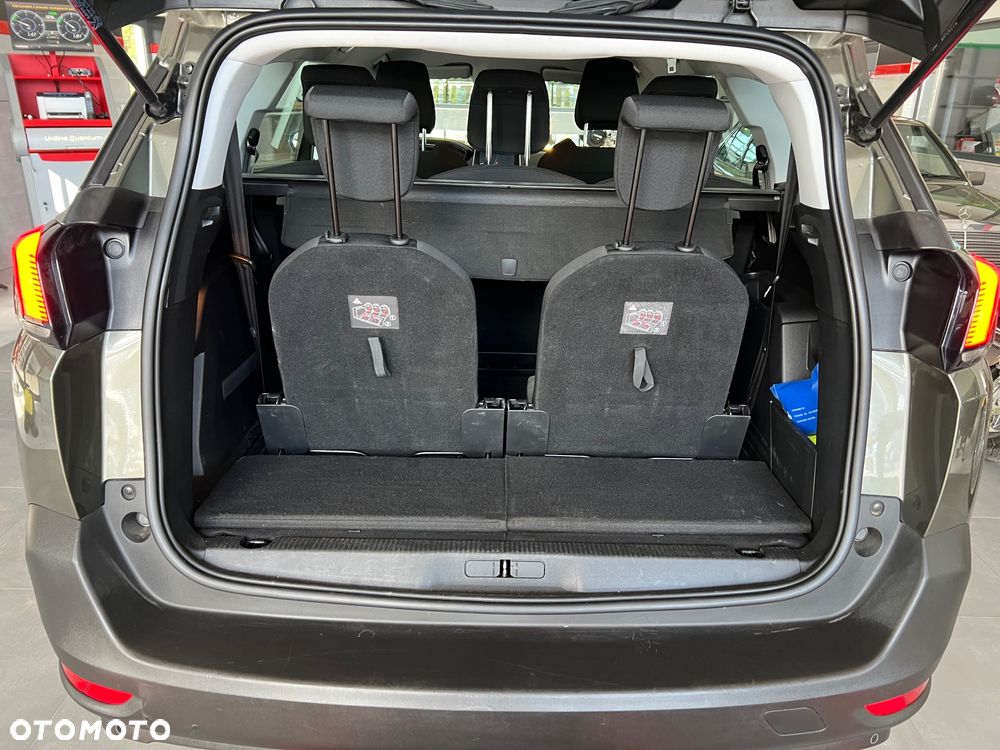 Peugeot 5008 PureTech 130 Stop & Start Allure Business-Paket - 23