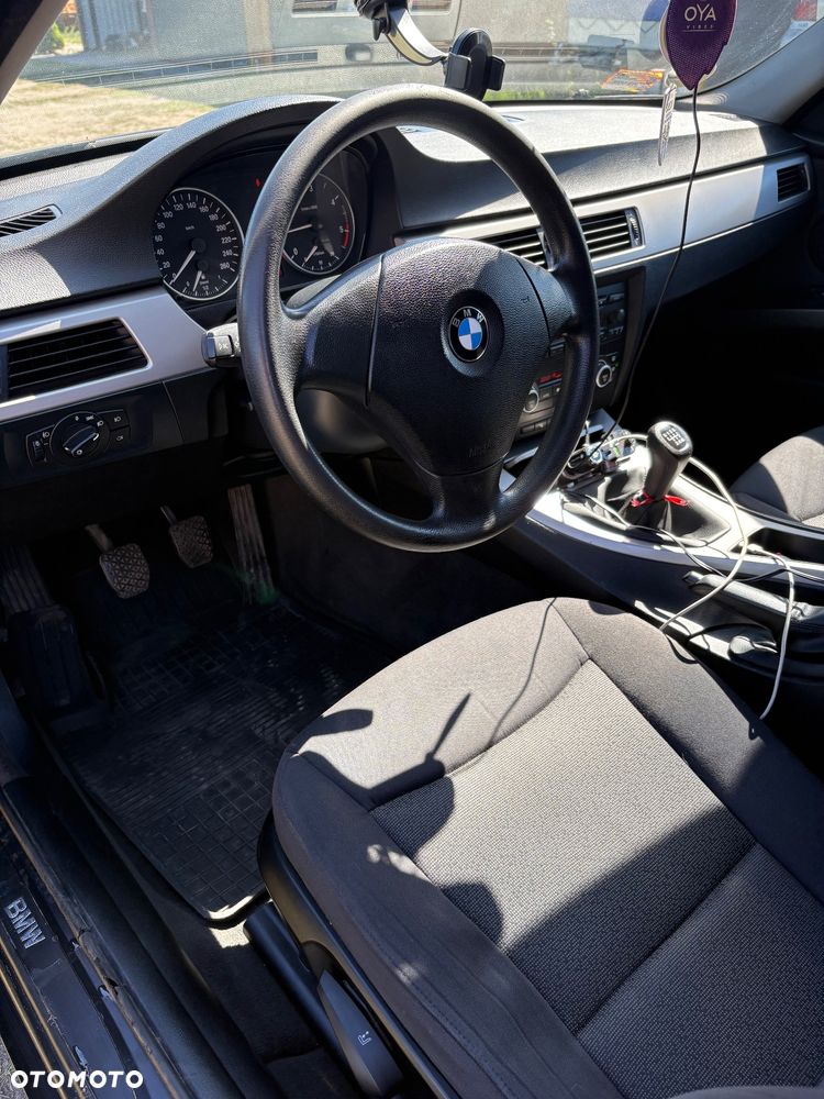 BMW Seria 3 - 10