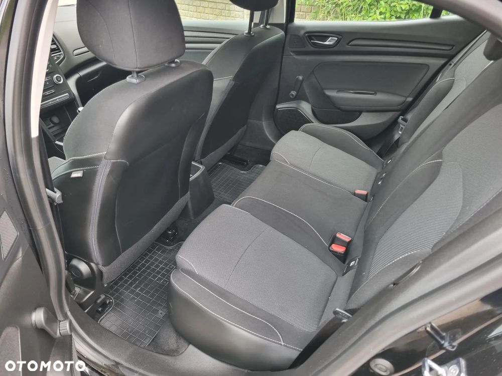 Renault Megane 1.2 Energy TCe Life - 17