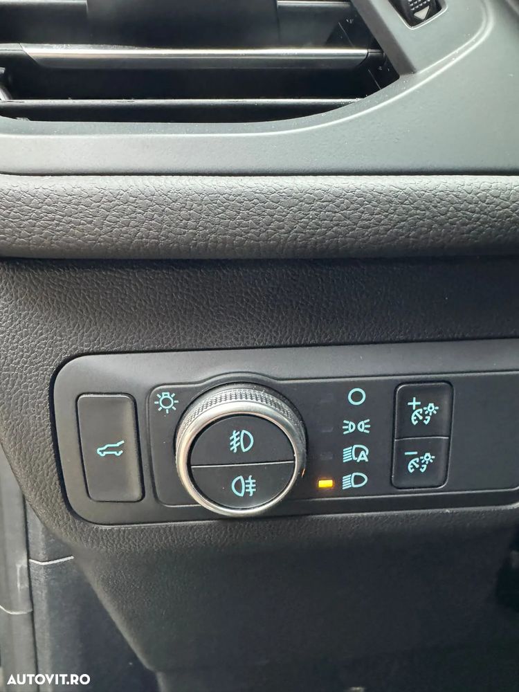 Ford Kuga 2.5 Duratec FHEV AWD Titanium - 25