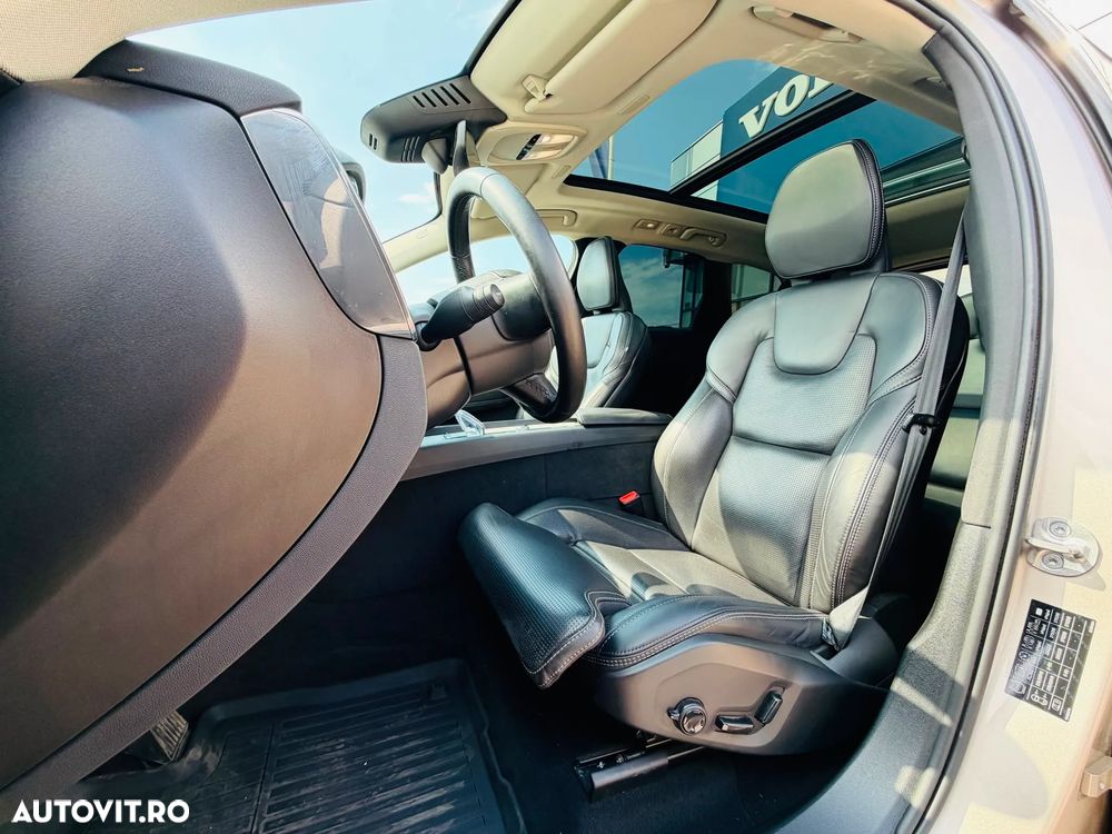 Volvo XC 60 Recharge T8 AWD AT Plus Bright - 6