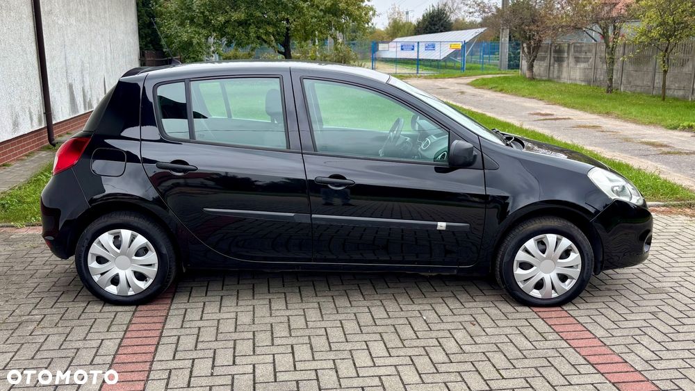 Renault Clio 1.2 16V 75 Yahoo - 19