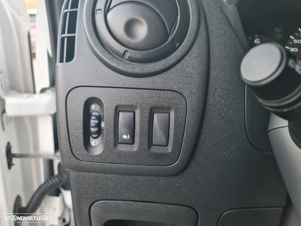 Renault MASTER L1H1 2.3 DCi | C/IVA Dedutível | Galeria Profissional - 33