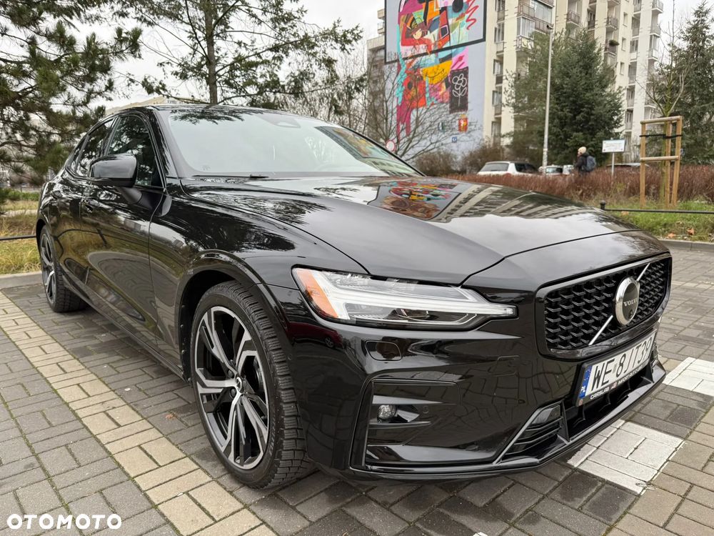 Volvo S60 B5 B AWD Plus Dark - 5