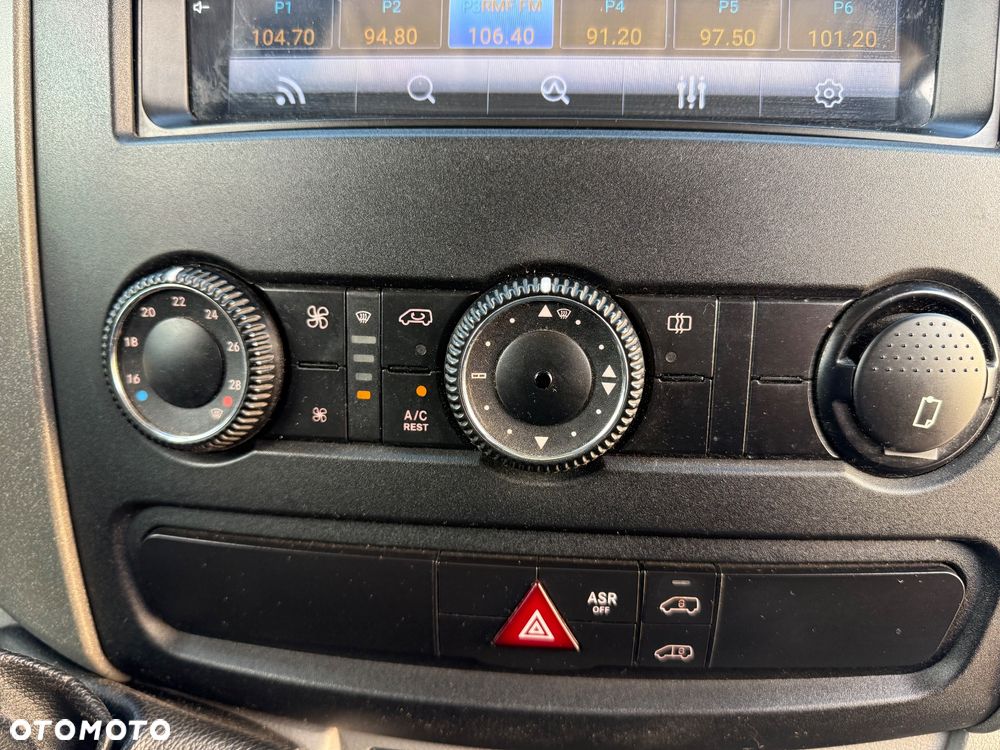 Volkswagen Crafter - 2