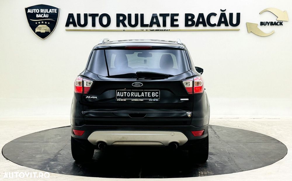 Ford Kuga - 11