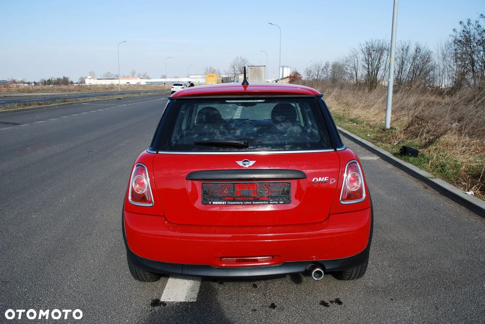MINI ONE - 6