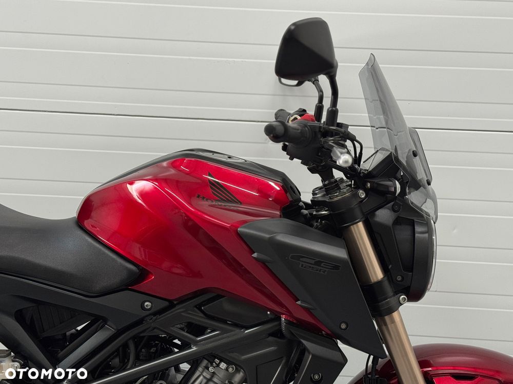 Honda CB - 11