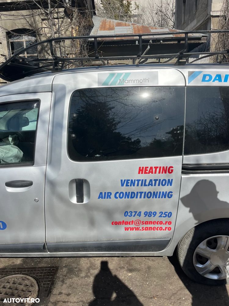 Usa stanga spate culisanta cu geam Dacia Dokker gri argintiu 2016