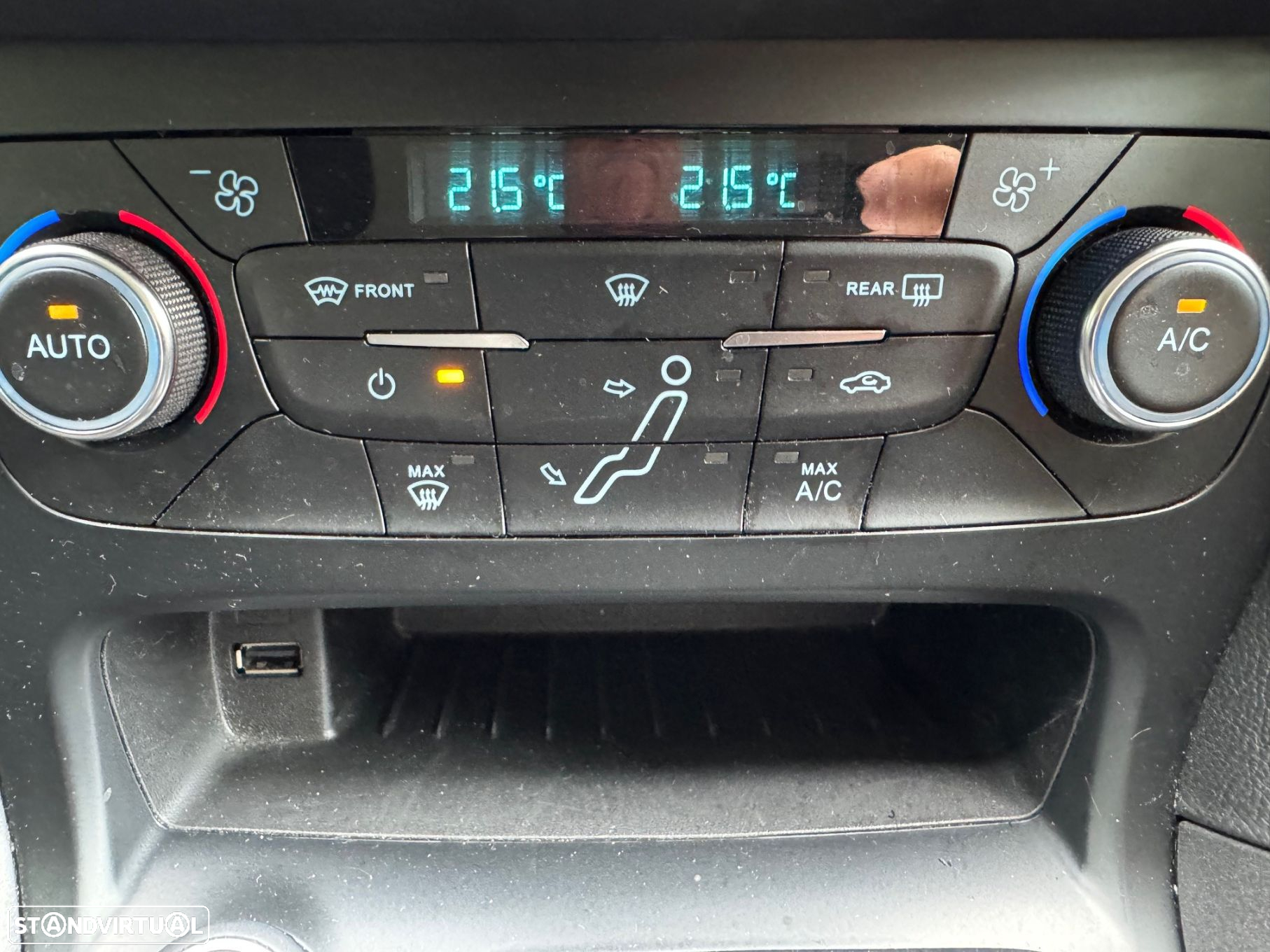 Ford Focus SW 1.5 EcoBlue S&S TITANIUM - 13
