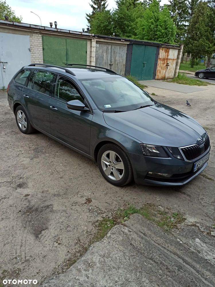 Skoda Octavia 2.0 TDI Ambition DSG - 4