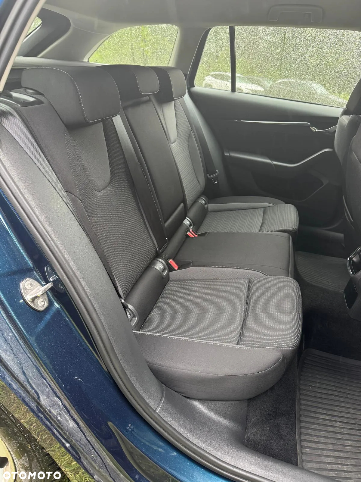 Skoda Octavia Combi 2.0 TDI DSG Ambition - 10
