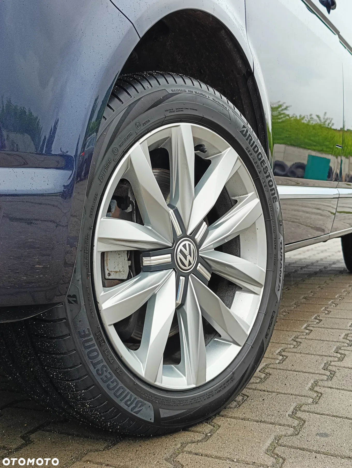 Volkswagen Multivan 2.0 BiTDI L1 Highline DSG - 11