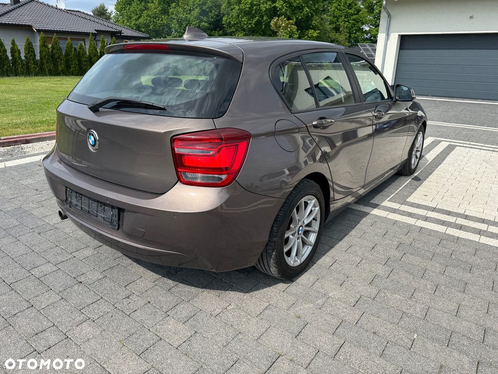 BMW Seria 1 116d - 6