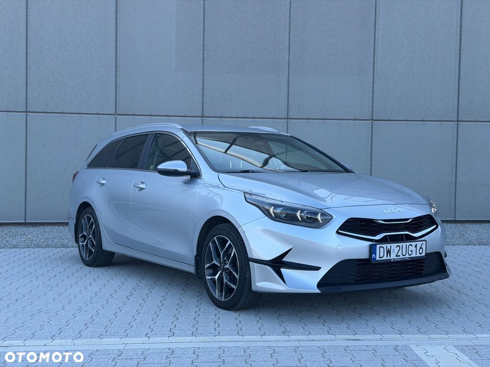 Kia Ceed 1.5 T-GDI L Business Line Plus DCT - 32
