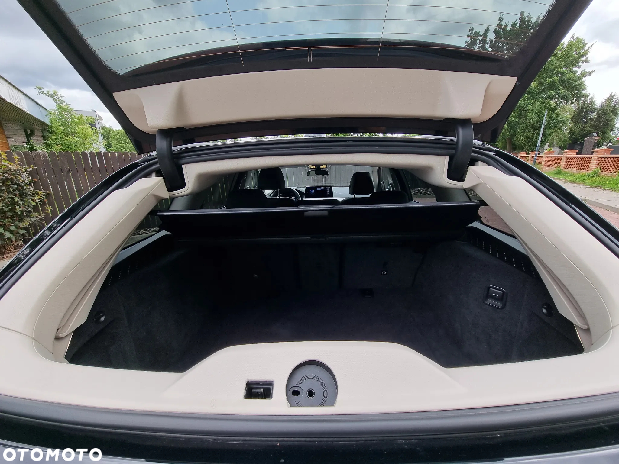 BMW Seria 5 520d Touring - 25