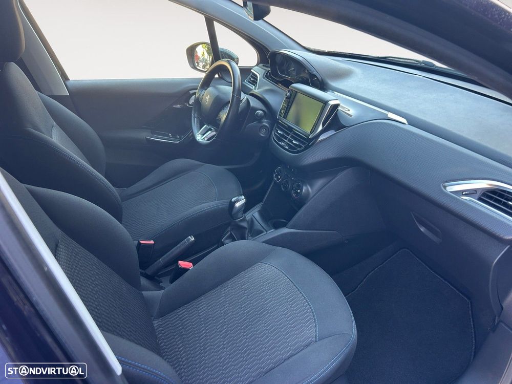 Peugeot 208 1.2 PureTech Active - 15