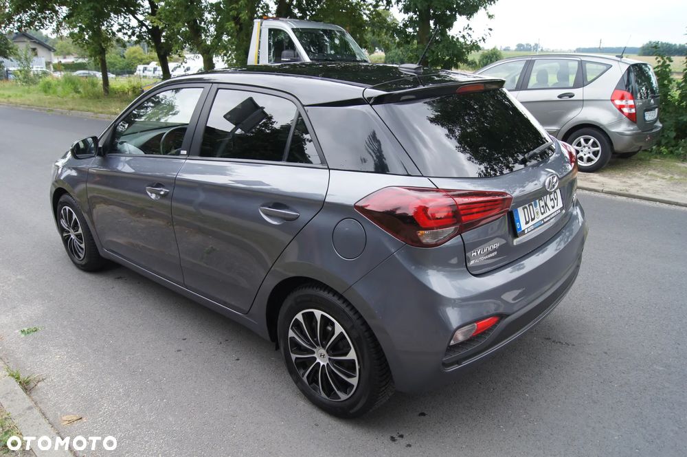 Hyundai i20 blue 1.2 YES!+ - 5