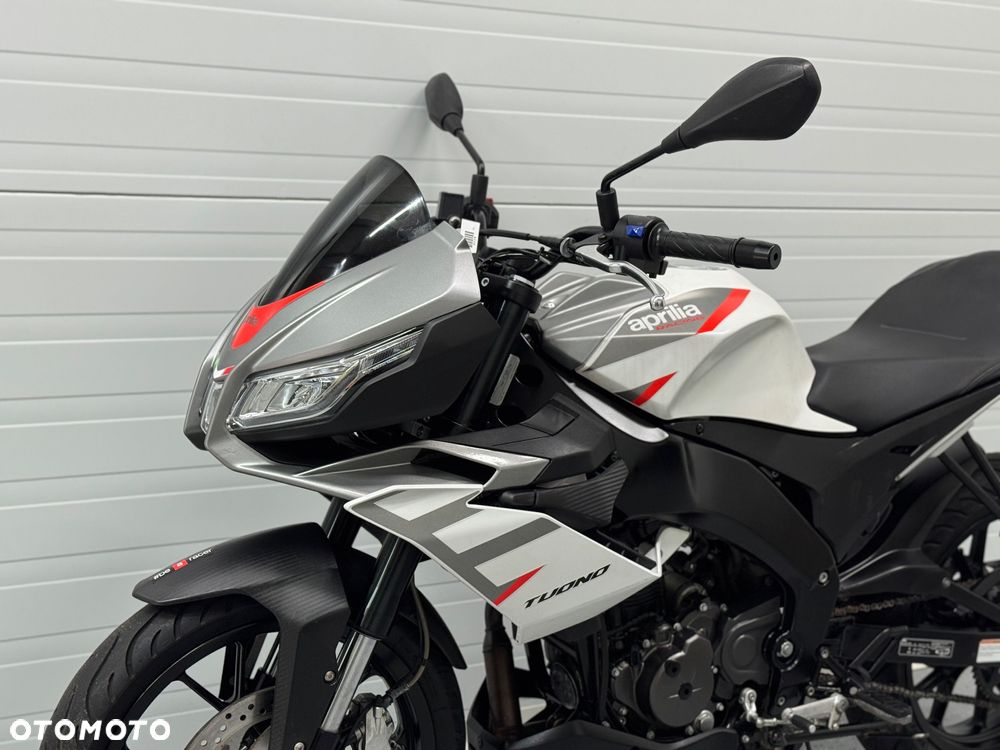 Aprilia Tuono - 16