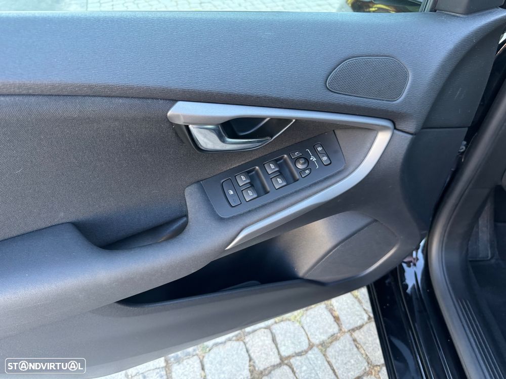 Volvo V40 2.0 D2 Kinetic Eco - 23