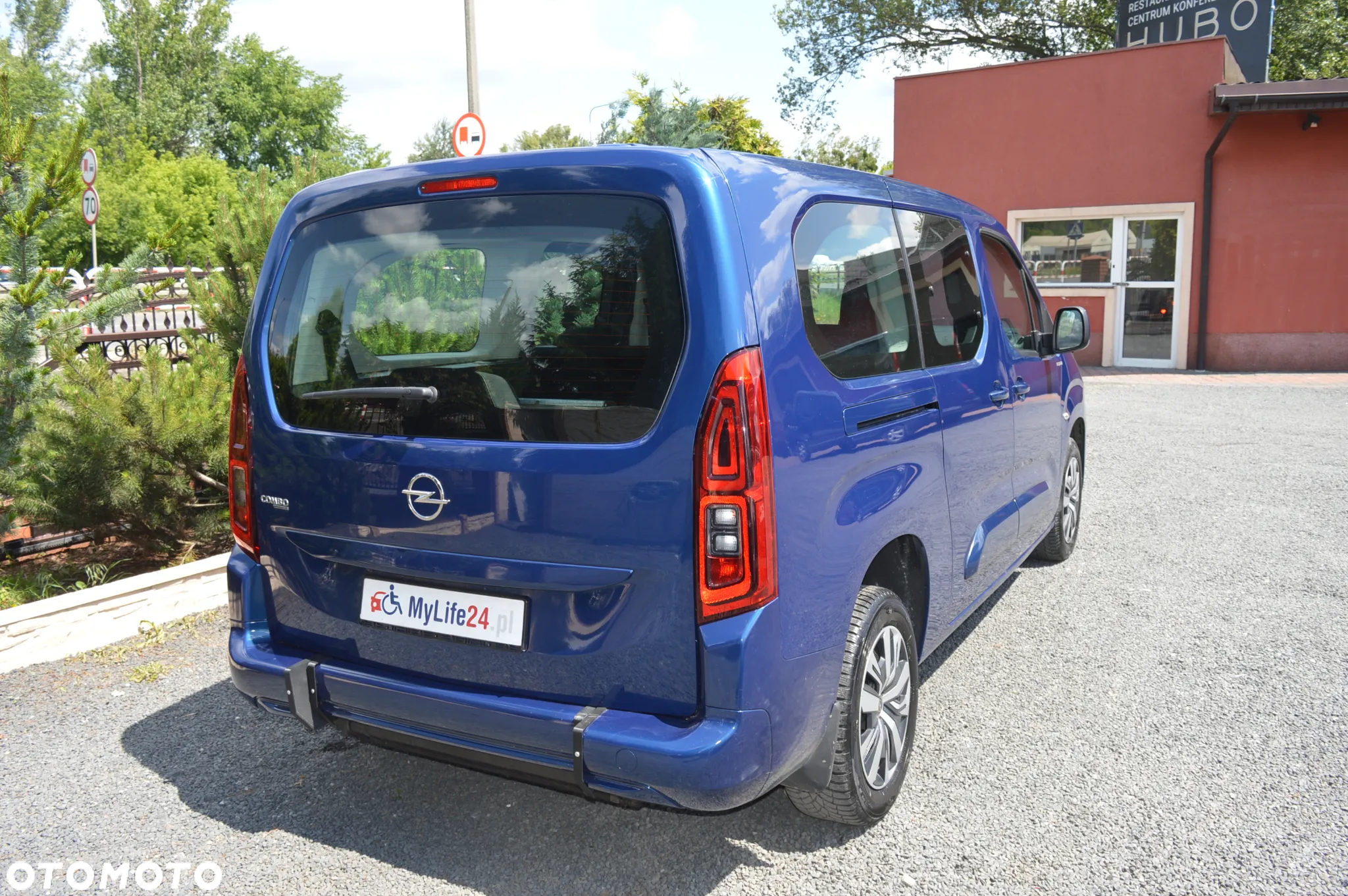 Opel Combo Life XL 1.2 Turbo Essentia S&S - 14