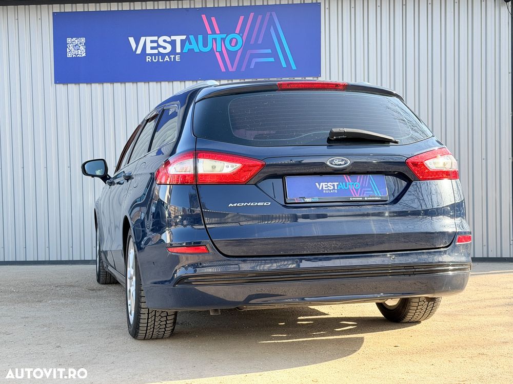 Ford Mondeo 2.0 TDCI ECOnetic Start-Stopp Titanium - 4