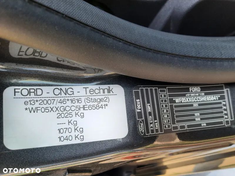 Ford Focus 2.3 EcoBoost RS - 29