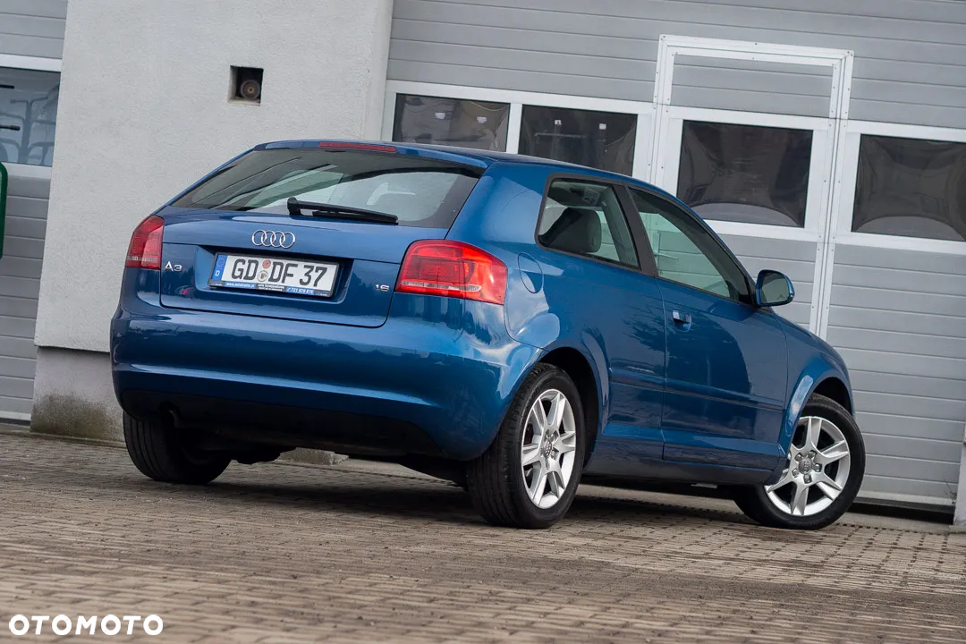 Audi A3 1.6 Attraction - 8