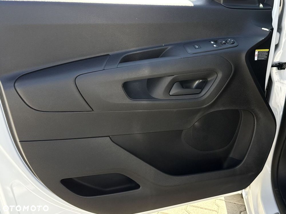 Toyota PROACE CITY - 23
