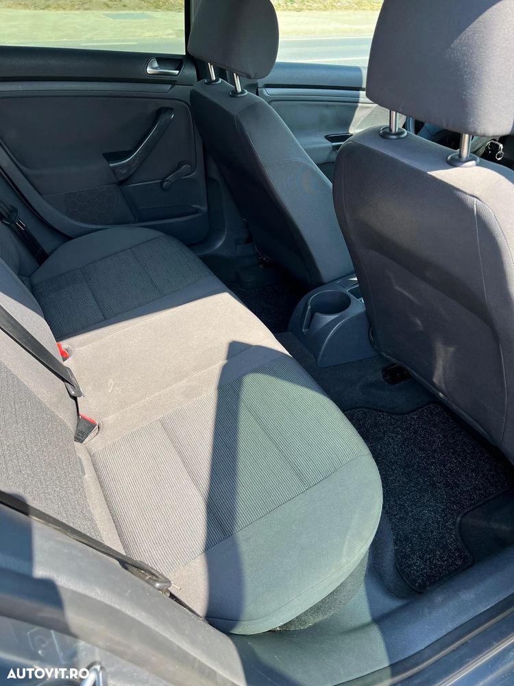 Volkswagen Golf 1.6 Trendline - 9