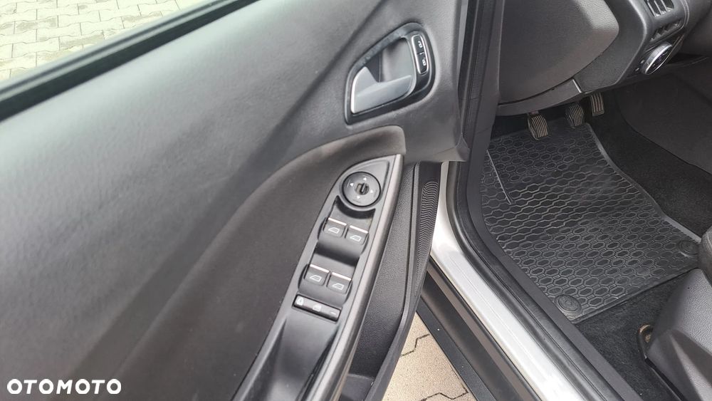 Ford Focus - 11