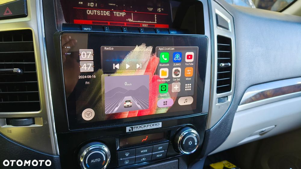 Mitsubishi Pajero - 15