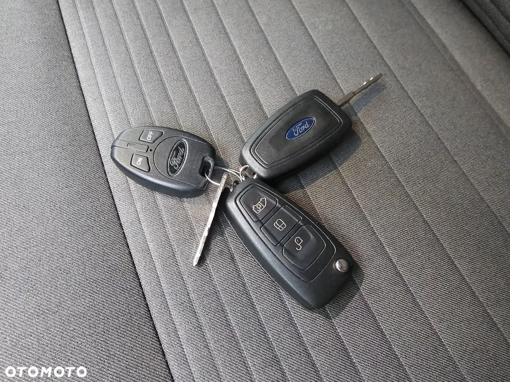 Ford Tourneo Custom 2.0 EcoBlue L2 Titanium SelectShift - 26