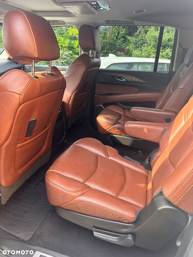 Cadillac Escalade 6.2 V8 ESV Premium - 23