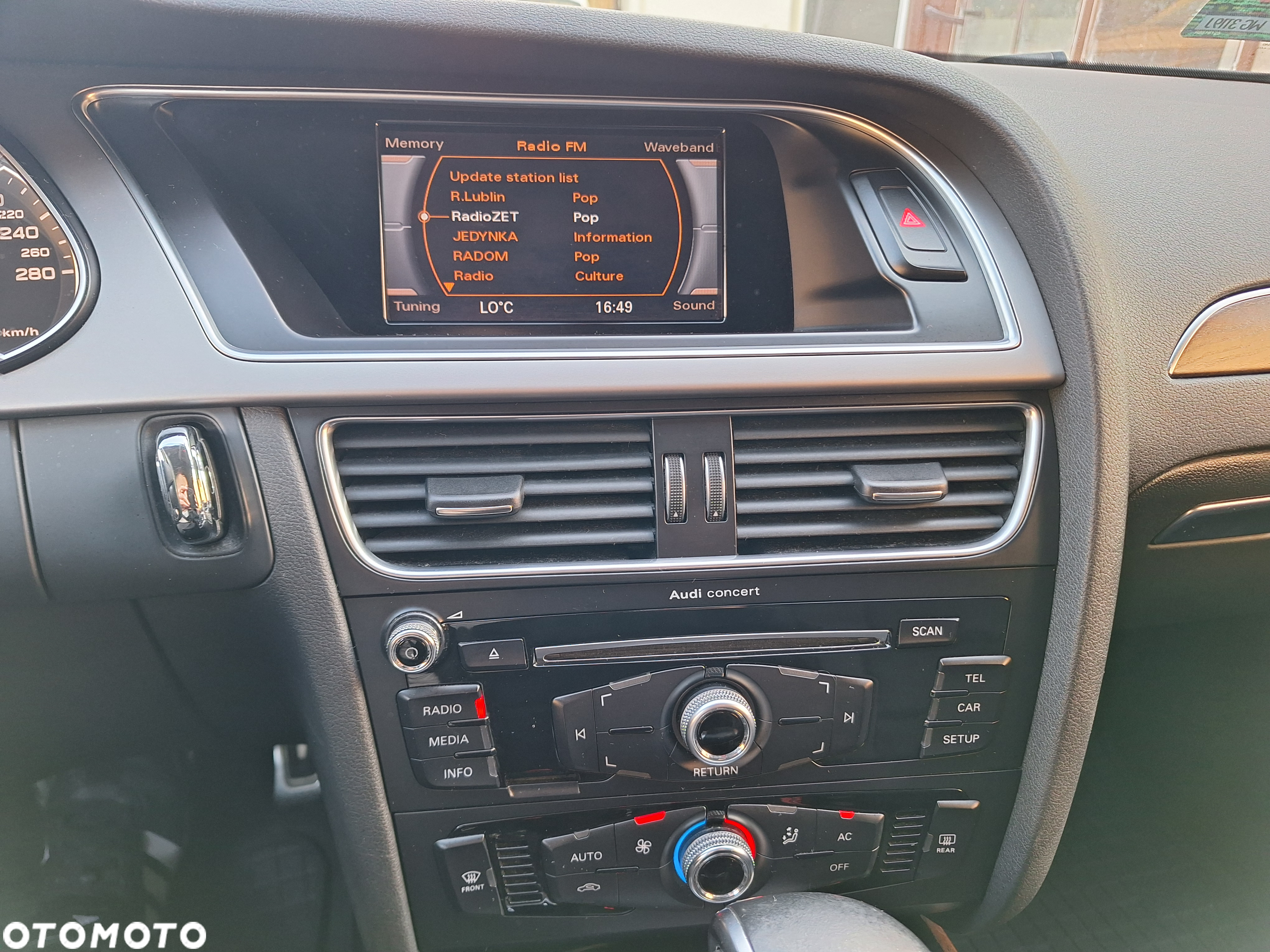 Audi A4 2.0 TDI Multitronic - 10