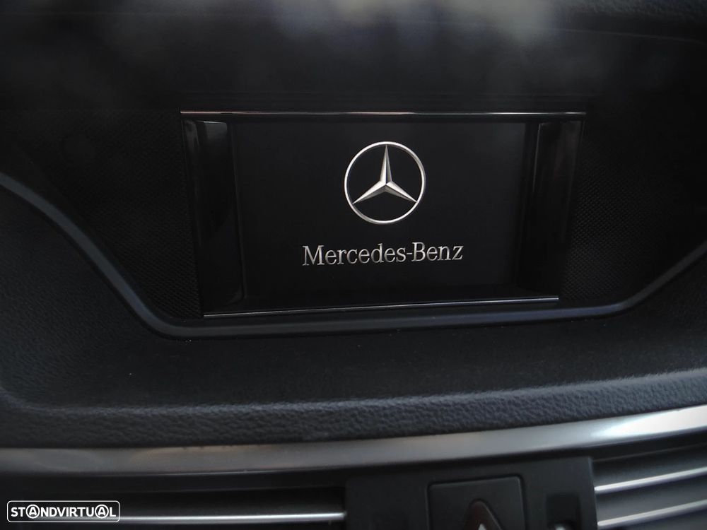 Mercedes-Benz E 250 CDI 7G-TRONIC Avantgarde - 42