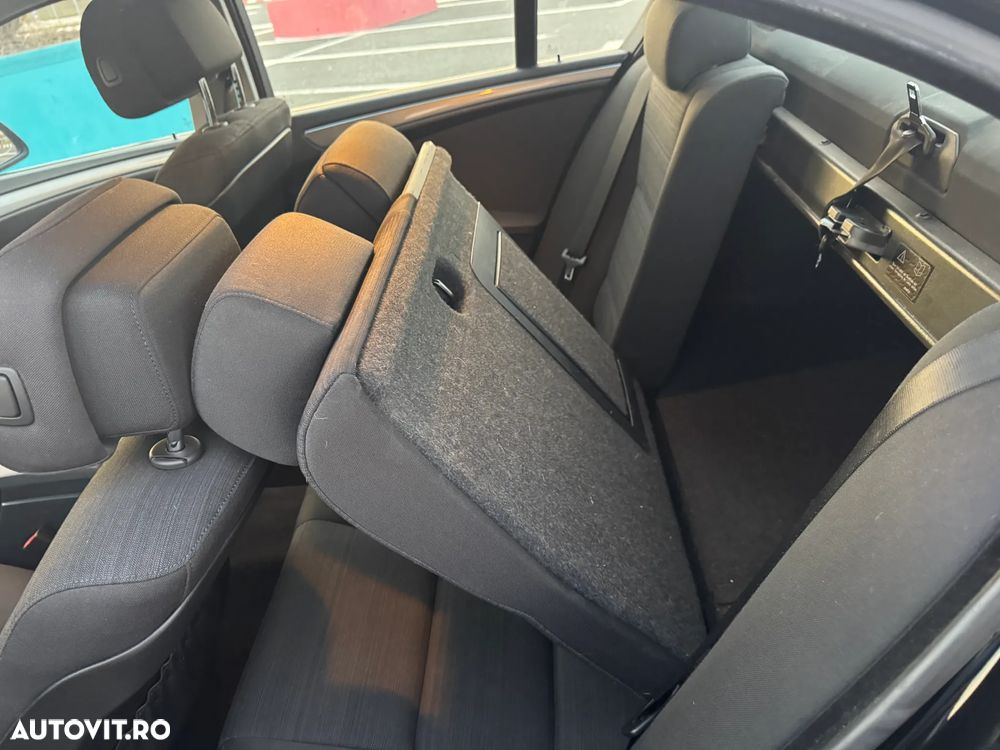 BMW Seria 5 520d Aut. Edition Lifestyle - 27