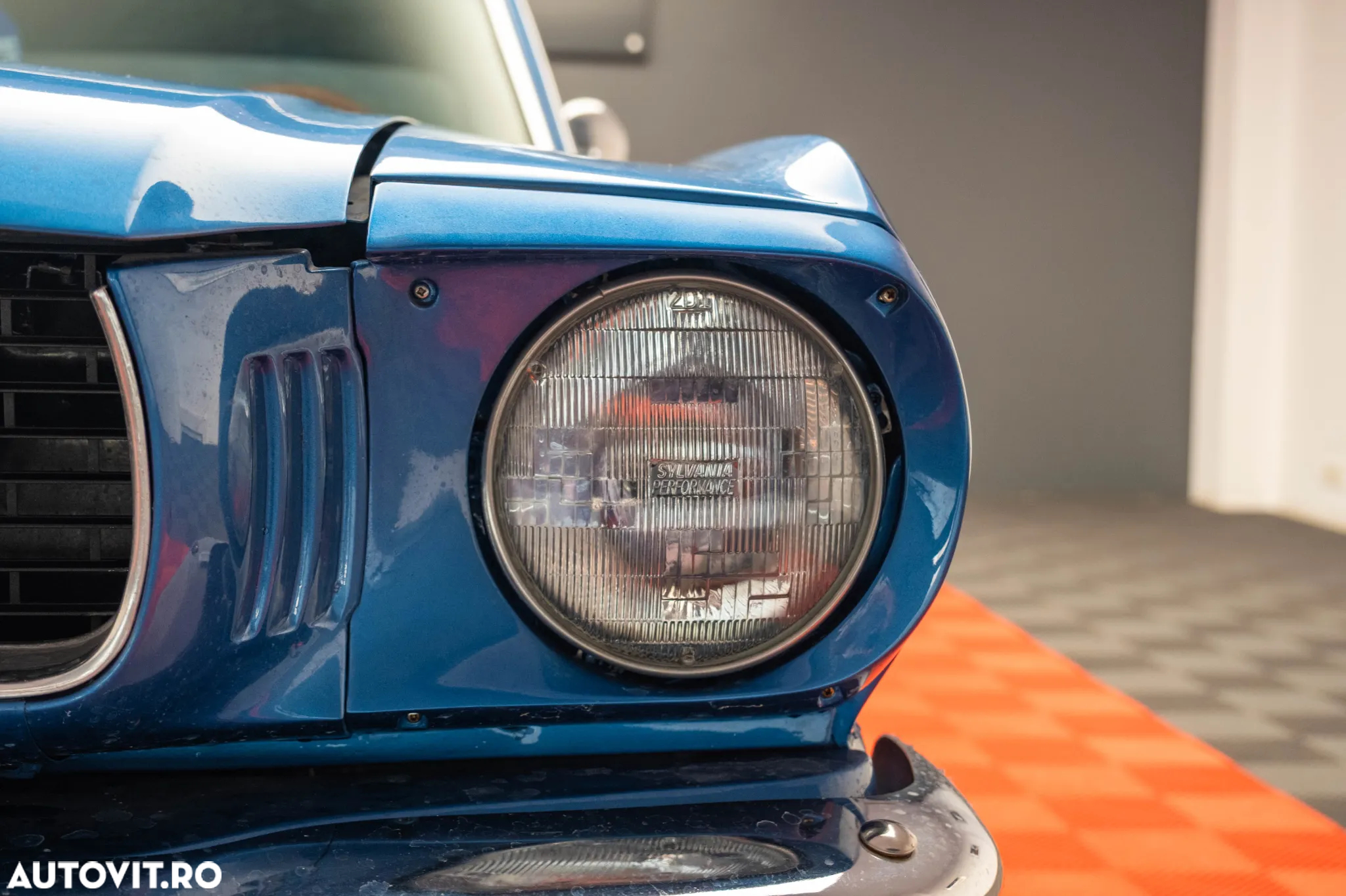 Ford Mustang - 5