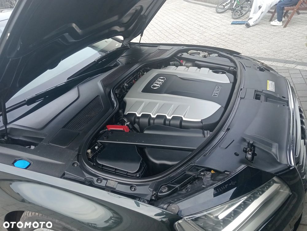 Audi A8 4.2 TDI L Quattro - 5