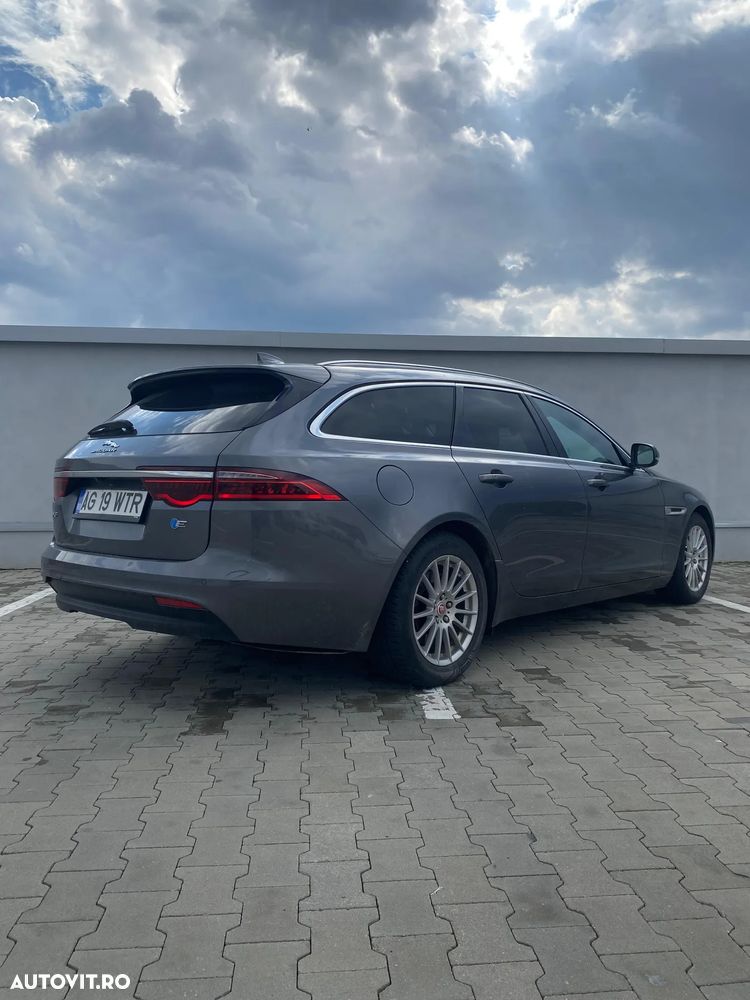 Jaguar XF 20d RWD E-Performance Prestige - 3