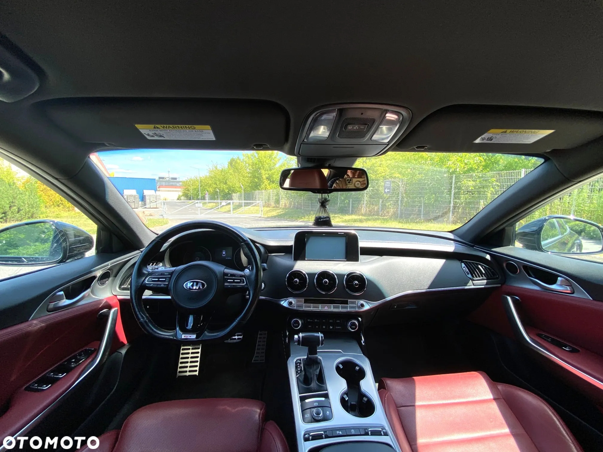 Kia Stinger - 11