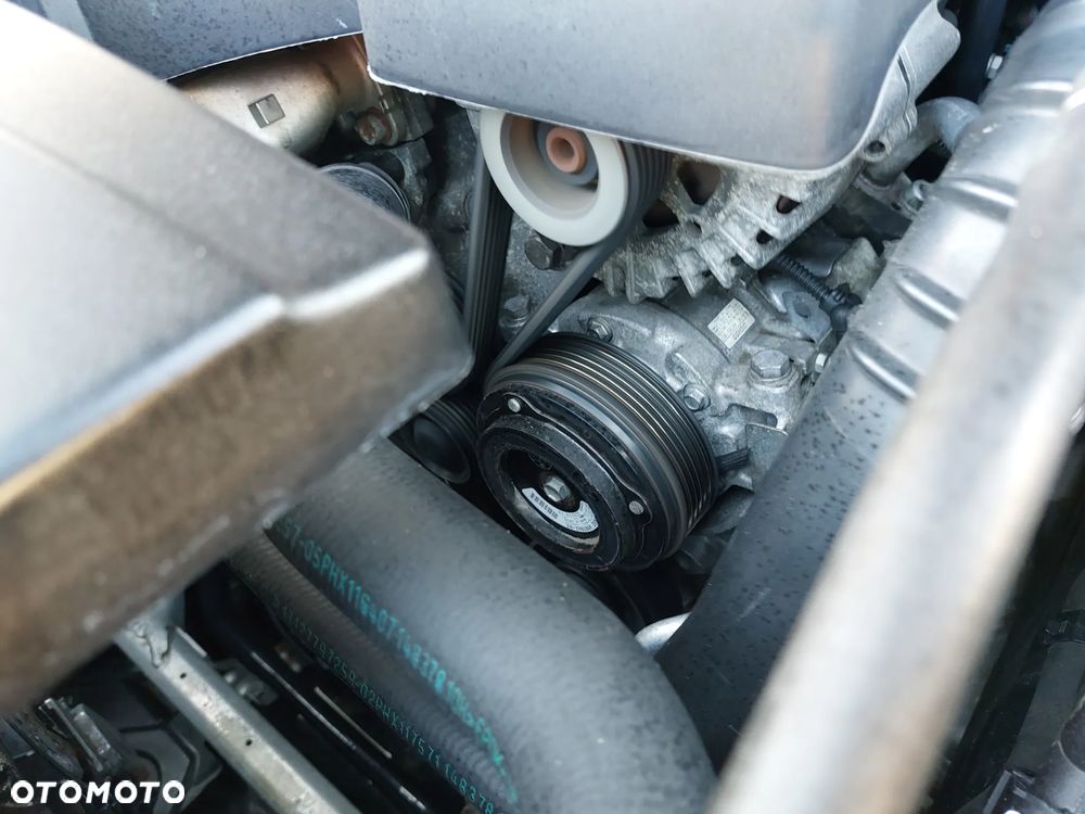 BMW Seria 3 320d - 25
