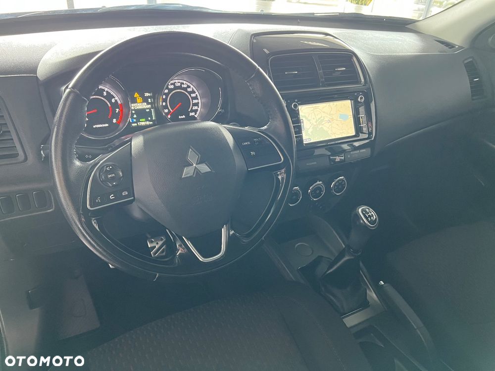 Mitsubishi ASX - 14