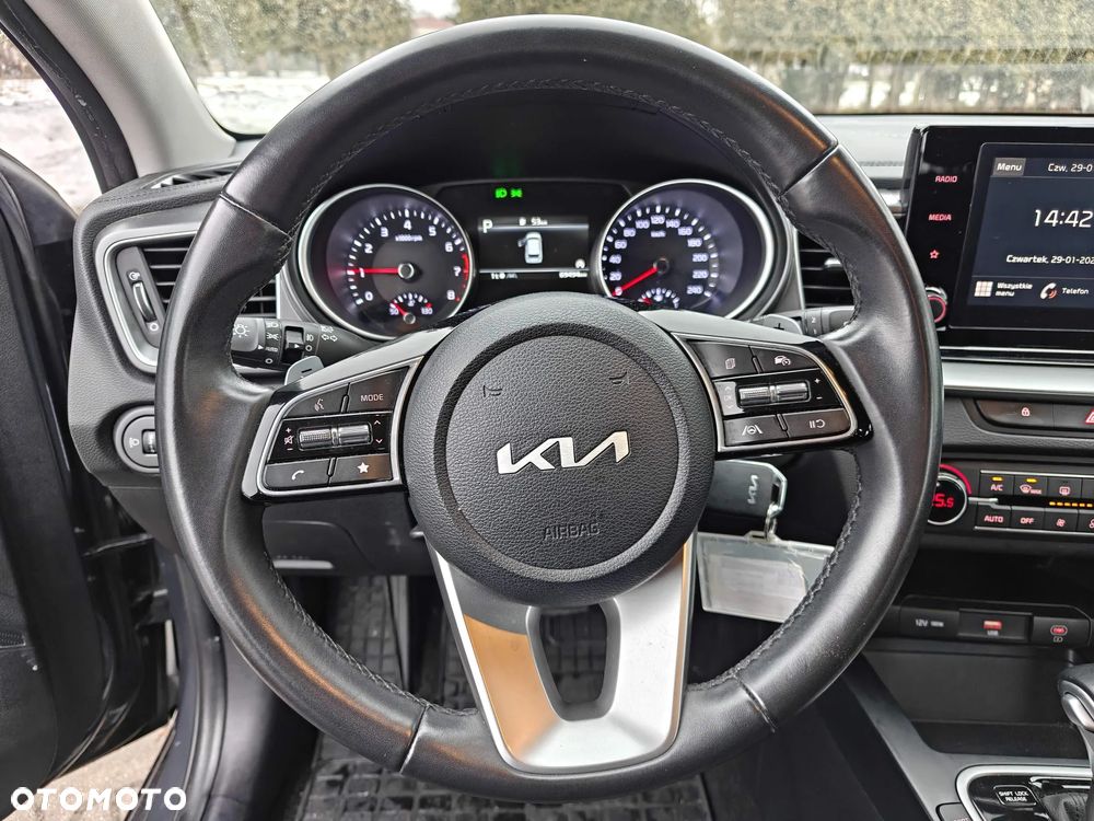 Kia Ceed 1.5 T-GDI M DCT - 16