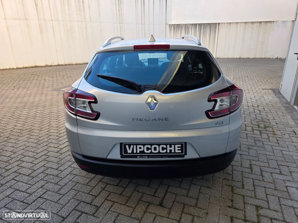 Renault Mégane Sport Tourer 1.5 dCi Dynamique SS - 36