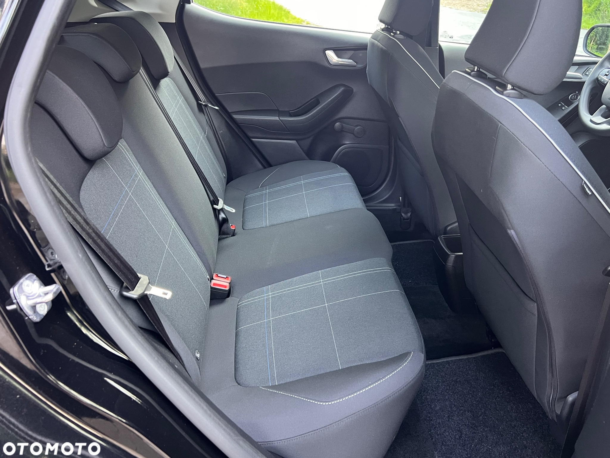 Ford Fiesta 1.1 Trend - 25