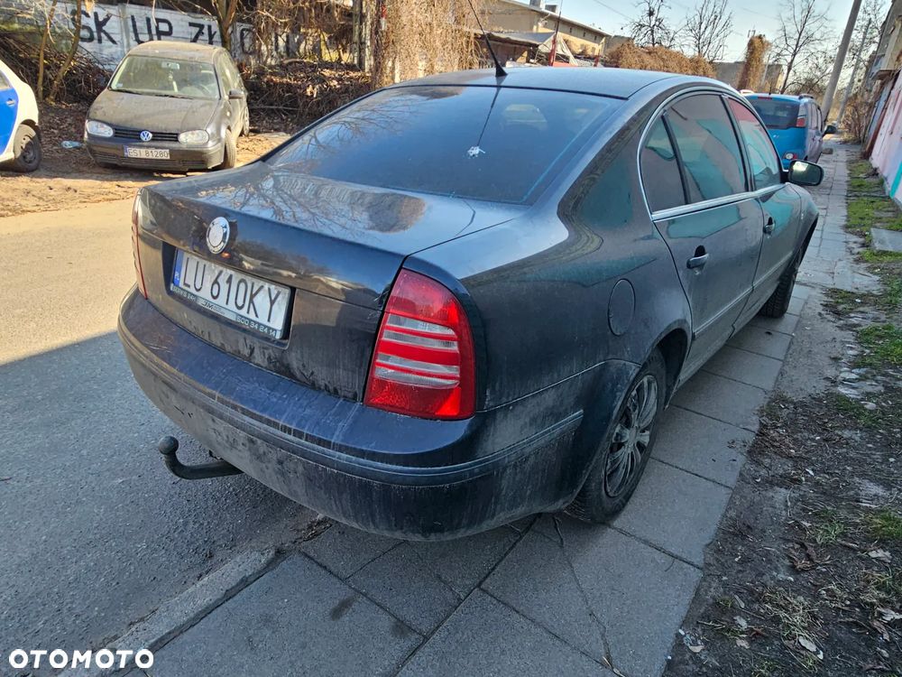 Czarna Octavia 2 Superb 19 TDI automat na części 1.9 TDI - 3