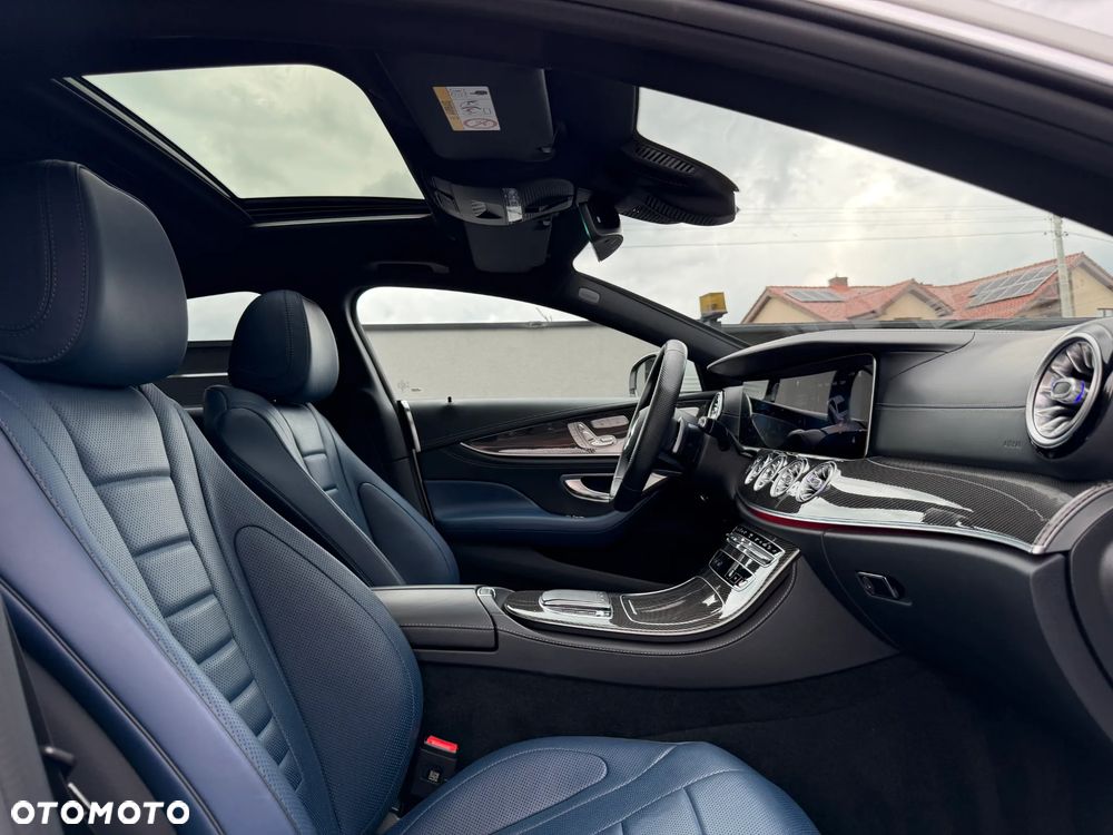 Mercedes-Benz CLS 300 d 4Matic 9G-TRONIC AMG Line - 16